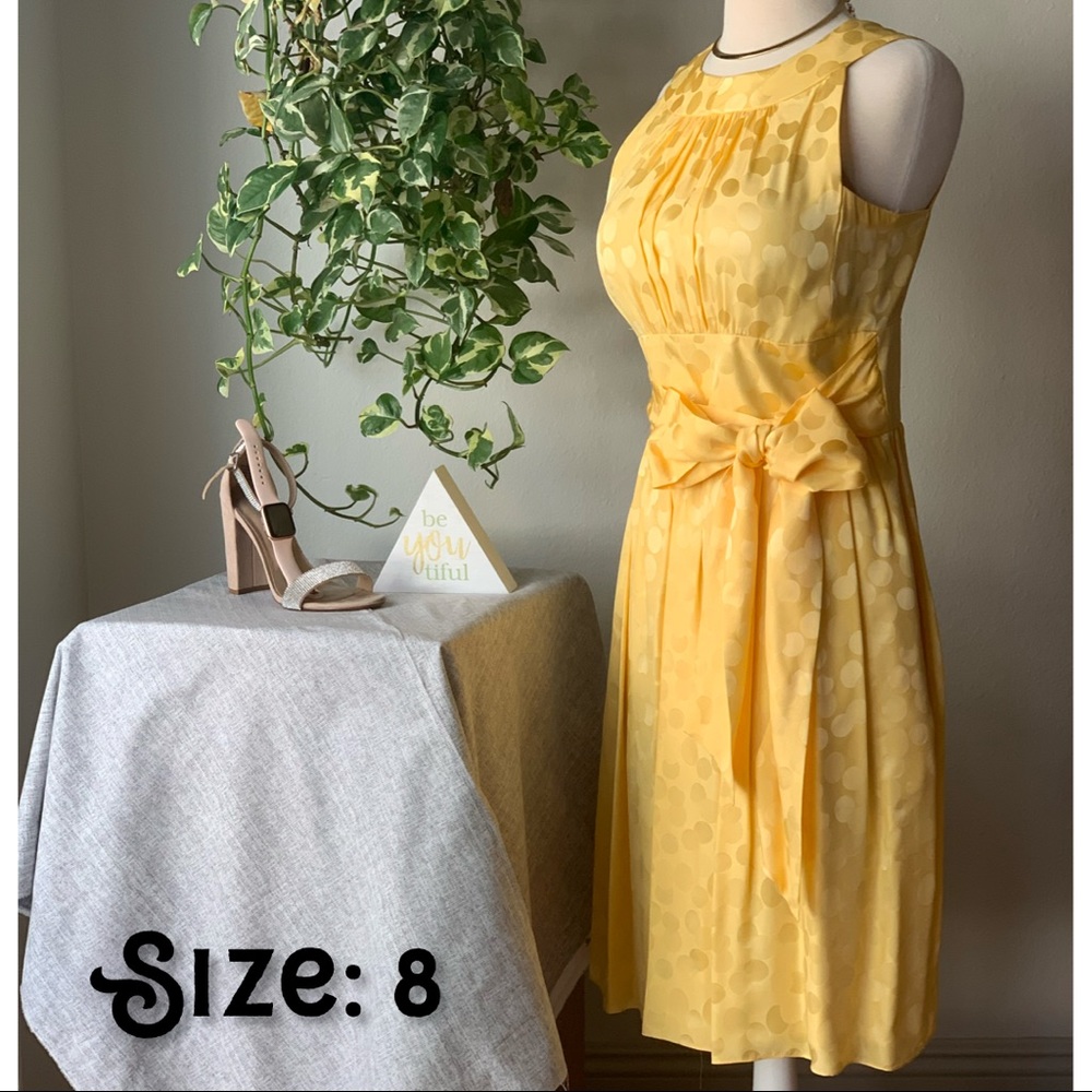Sleeveless Halter Collar Yellow Dress